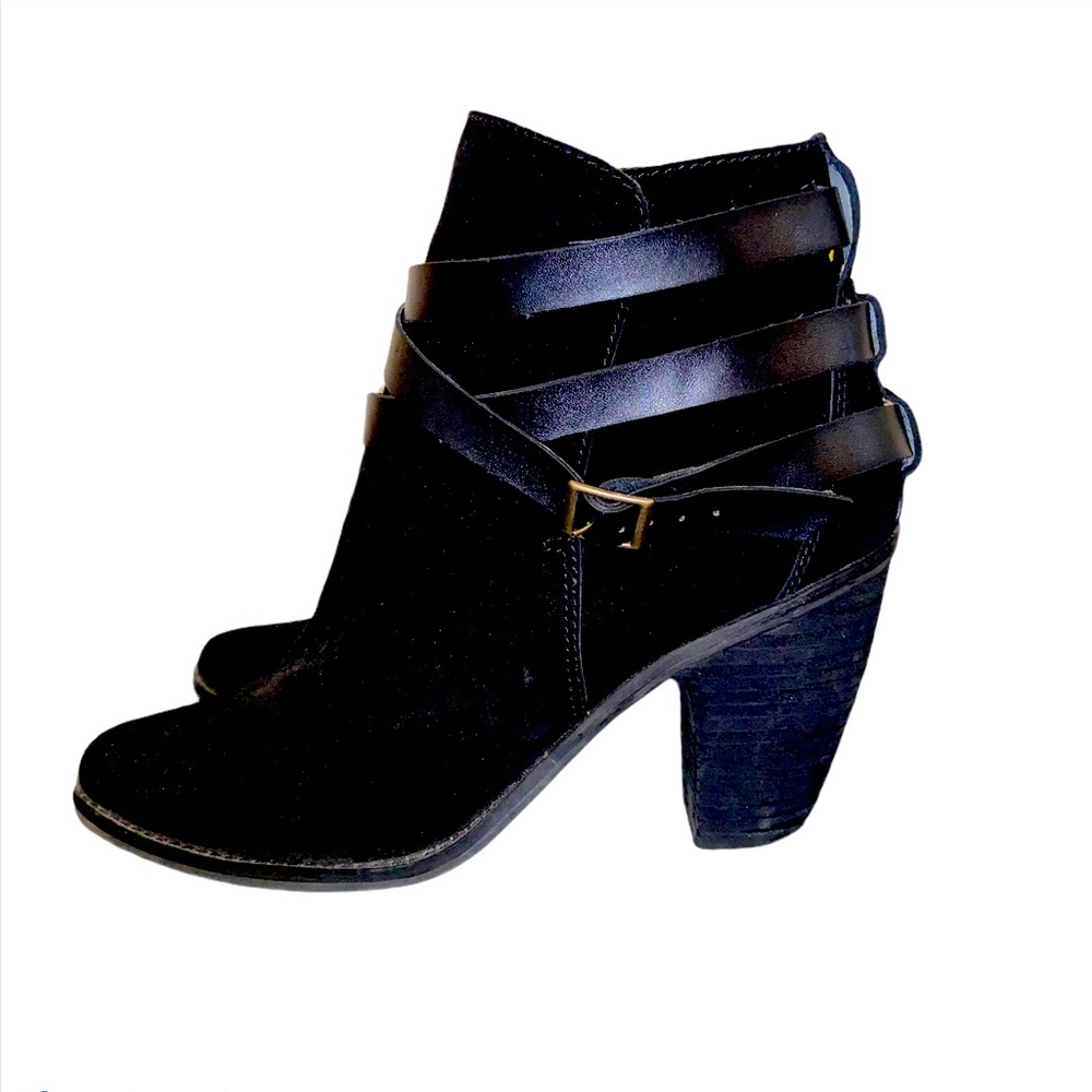 Dolce Vita suede boots